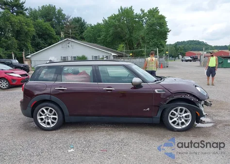 2017 Mini Clubman Cooper z USA, uszkodzony, nr VIN WMWLU1C5XH2F27672